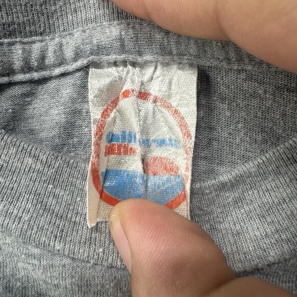 Y2K Paramore Band T Shirt Merch Rock Punk Alternative Band Tee Early 2000s Sz XL - Picture 8 of 10